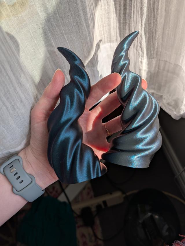 Dark Magic filament horns